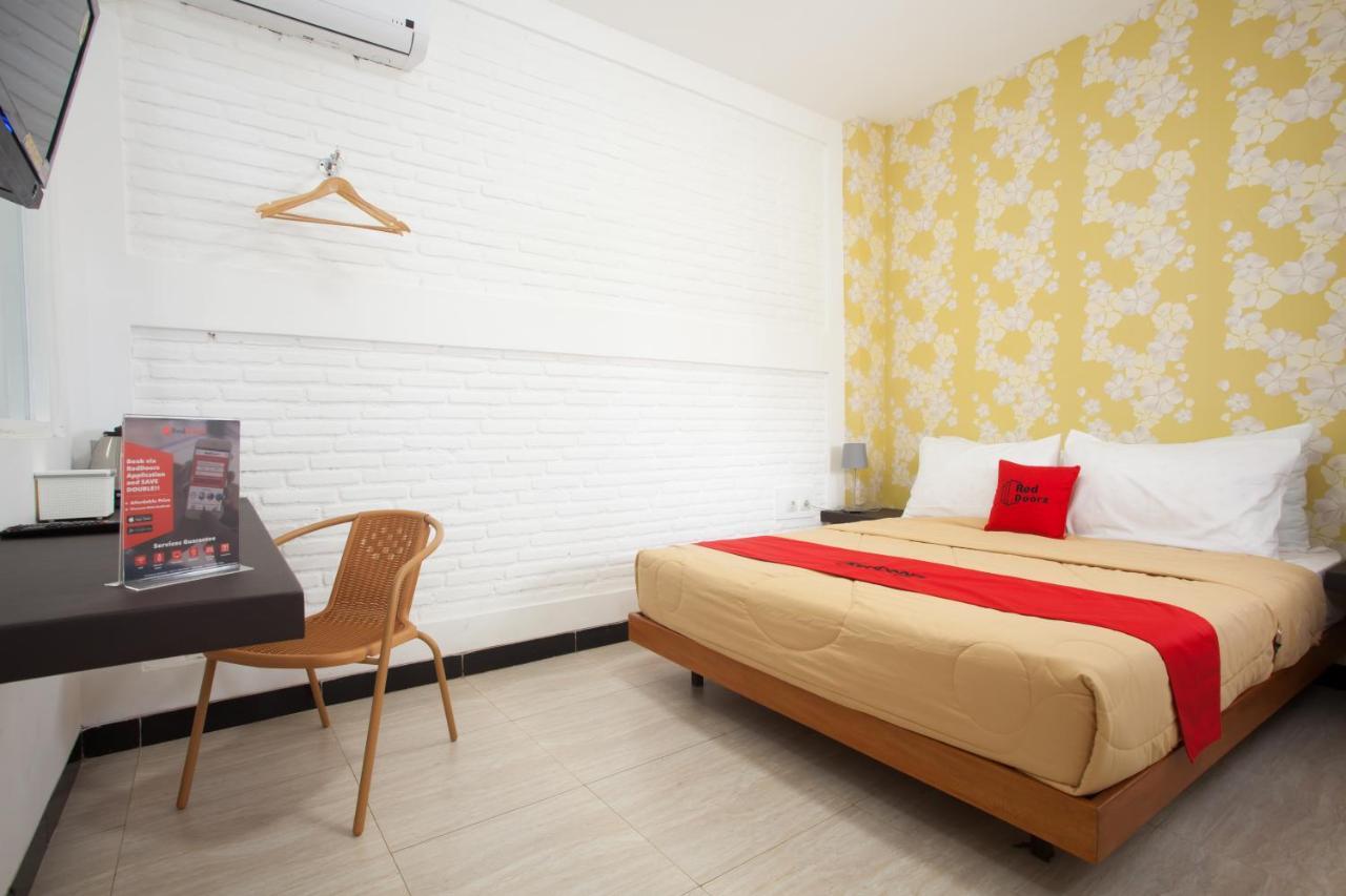 Reddoorz Near Museum Angkut Batu Hotel Batu  Bagian luar foto